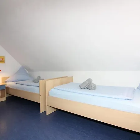 Seepark Burhave 13 *