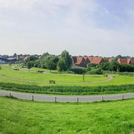 Dom wakacyjny Seepark Burhave 13 *